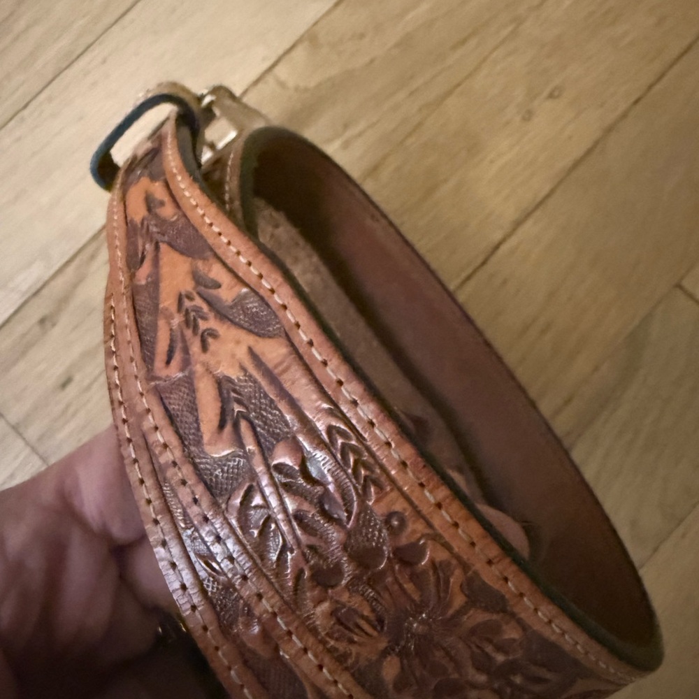 Brown Leather Men's Belt - Picture 6 of 7